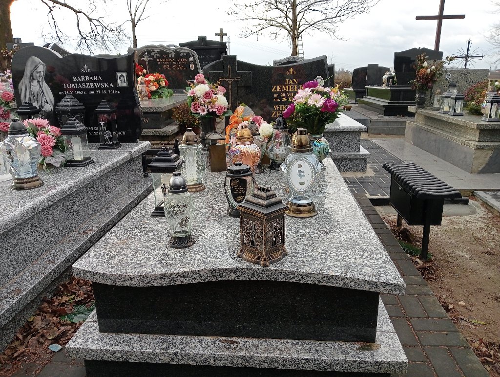 Grób Wiktoria Zemełka
